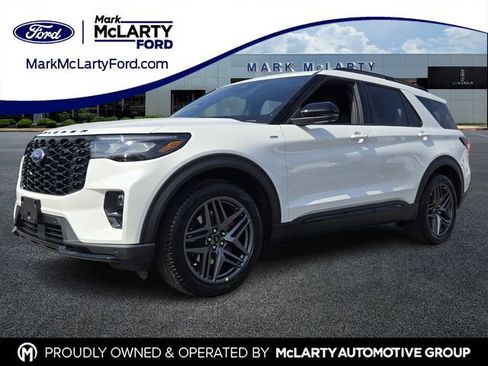 New 2026 Ford Explorer ST-Line w/ ST-Line Street Pack image 1