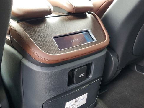 New 2026 Lincoln Navigator Reserve image 29