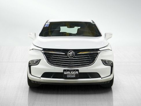 Used 2023 Buick Enclave Essence w/ Sound and Sites Package AWD/4WD image 8