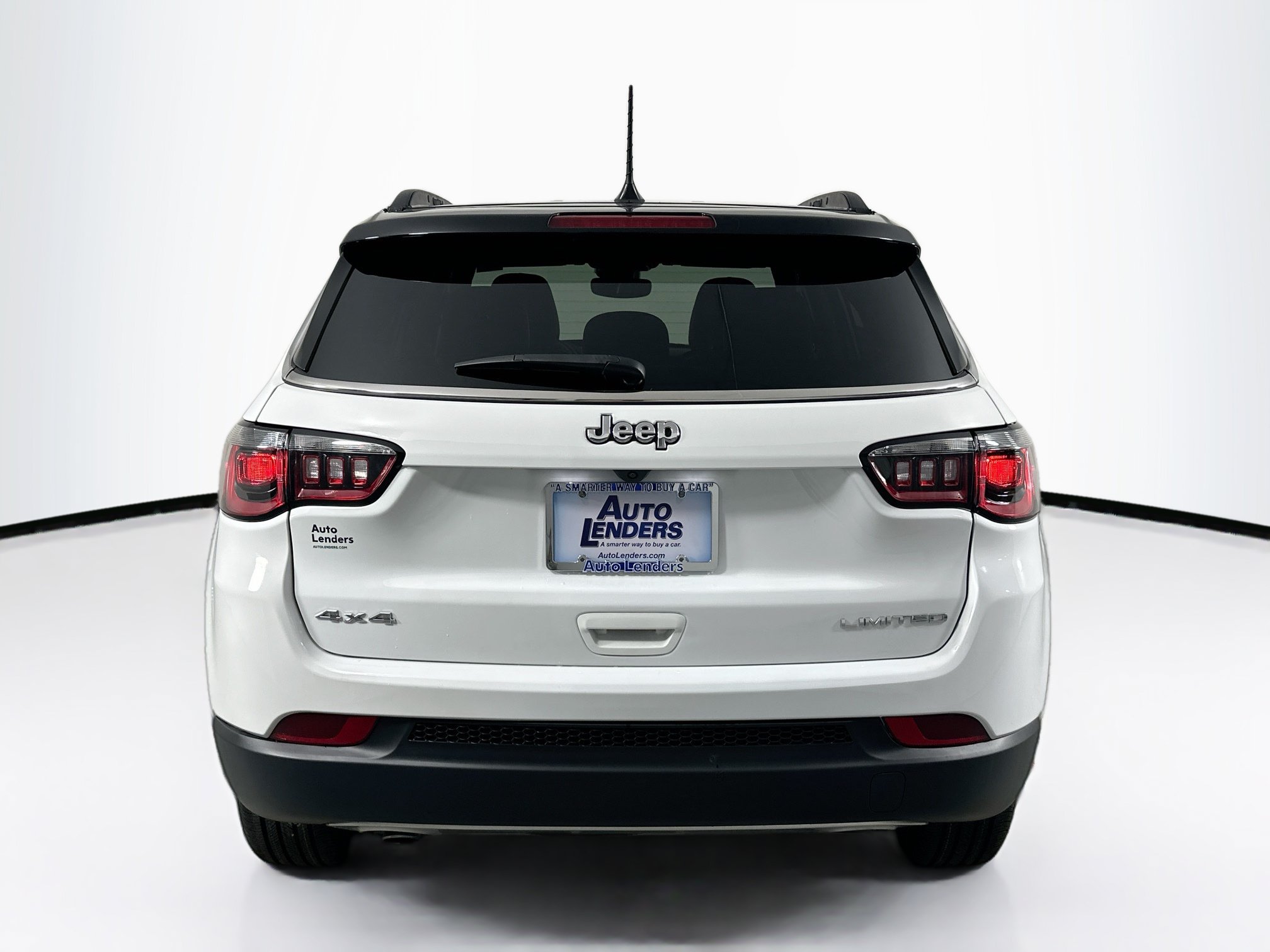 Used 2023 Jeep Compass Limited w/ Elite Group AWD/4WD image 6