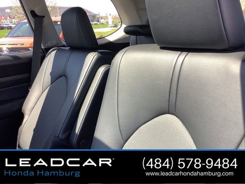 Used 2025 Toyota Grand Highlander AWD image 21