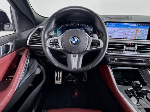 Used 2022 BMW X6 xDrive40i w/ M Sport Package AWD/4WD image 4