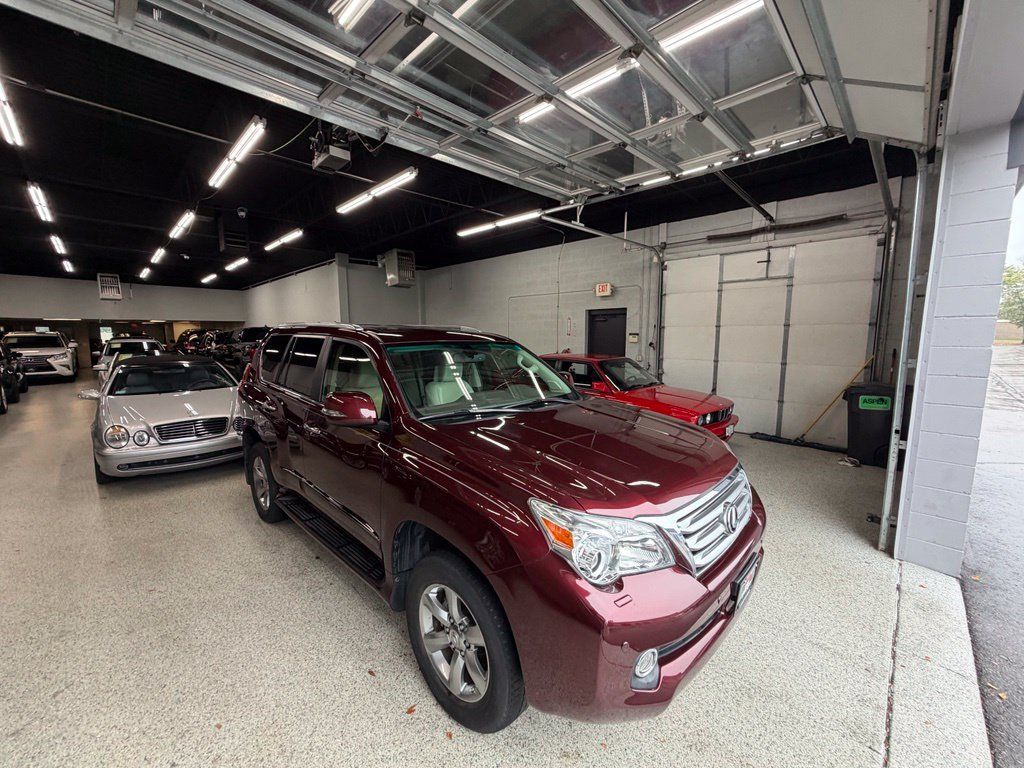 Used 2012 Lexus GX 460 Premium AWD/4WD image 4