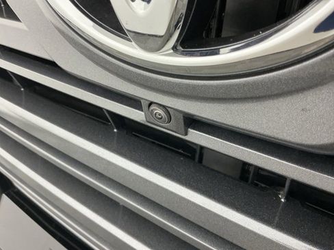 Used 2024 Toyota Tundra Limited image 10