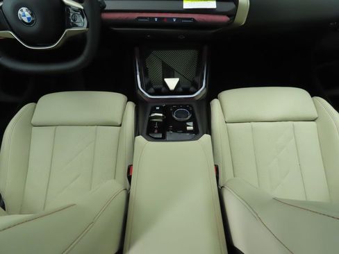 Certified 2025 BMW X3 xDrive30i w/ Convenience Package image 17