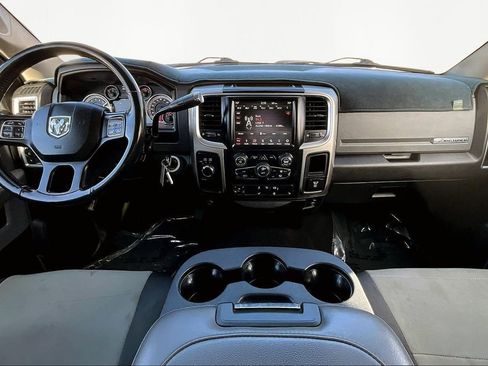 Used 2018 RAM 3500 Big Horn image 15