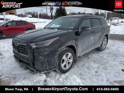 Certified 2023 Toyota Highlander LE