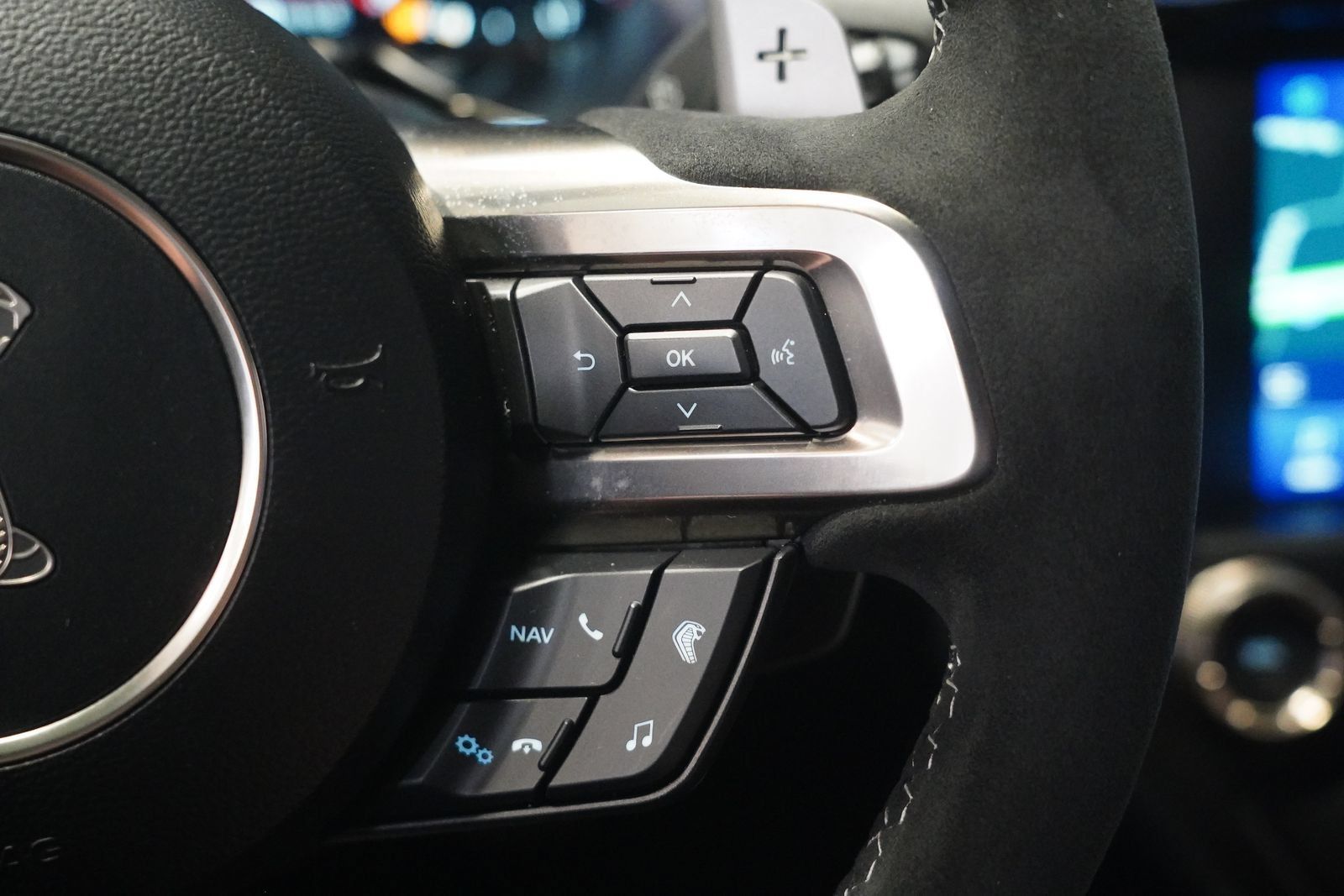 Used 2021 Ford Mustang Shelby GT500 w/ Technology Package RWD image 18