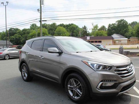 Used 2017 Hyundai Santa Fe Sport AWD/4WD image 3