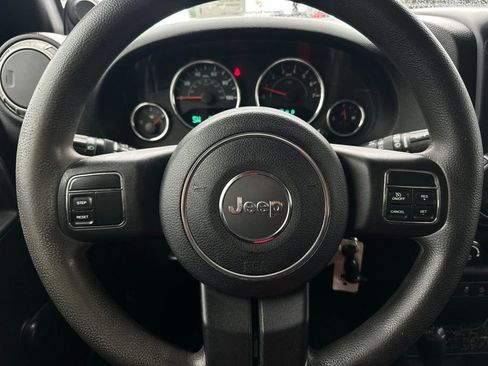 Used 2012 Jeep Wrangler Sport image 21