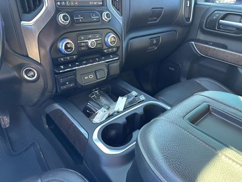 Used 2021 GMC Sierra 2500 Denali image 35