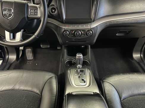 Used 2017 Dodge Journey Crossroad image 22