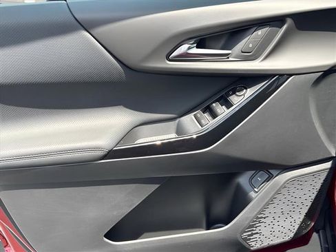 New 2026 Chevrolet Equinox LT w/ Convenience Package II image 13