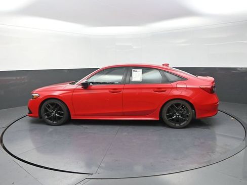 Used 2023 Honda Civic Sport image 6