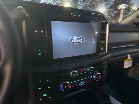 New 2026 Ford F250 Platinum w/ FX4 Off-Road Package image 39
