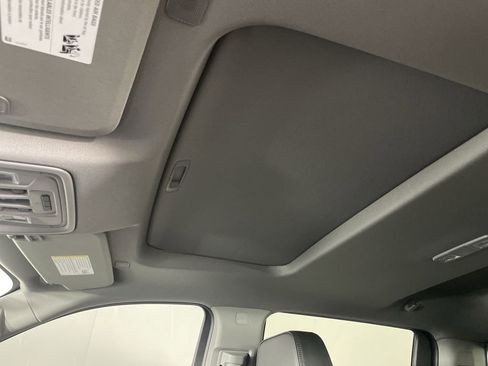 New 2025 GMC Sierra 2500 Denali w/ Denali Reserve Package image 19