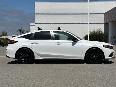 Used 2022 Honda Civic Sport image 3