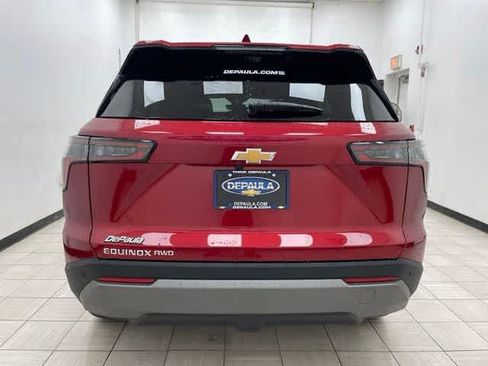 New 2026 Chevrolet Equinox LT w/ Convenience Package II AWD/4WD image 19