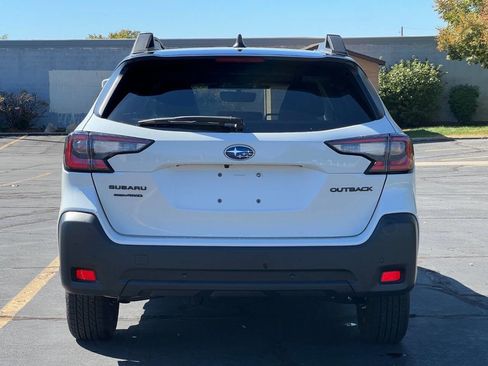 Used 2025 Subaru Outback Onyx Edition image 6