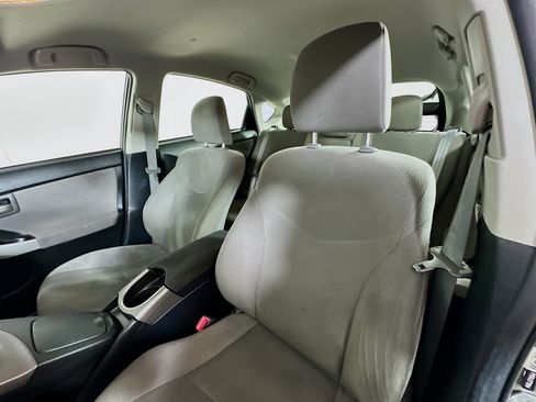Used 2013 Toyota Prius Two FWD image 18