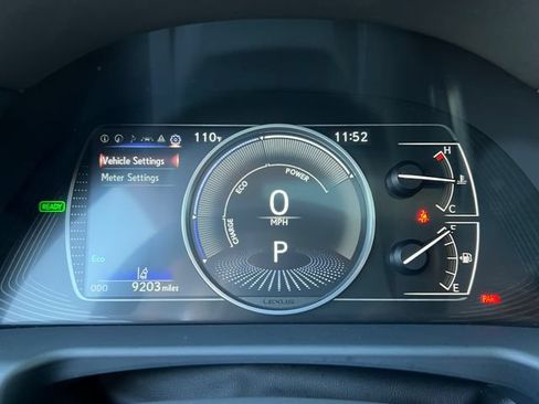 Used 2025 Lexus ES 300h w/ Premium Package FWD image 11