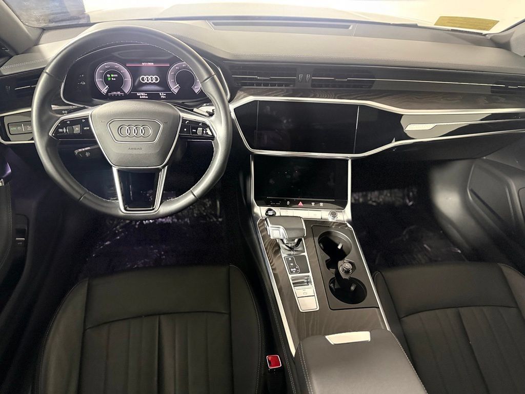 Used 2021 Audi A7 e Premium Plus w/ Interior Protection Package AWD/4WD image 11