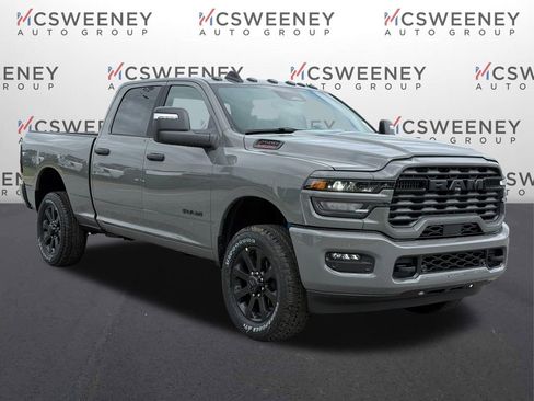 New 2026 RAM 2500 Big Horn AWD/4WD image 7