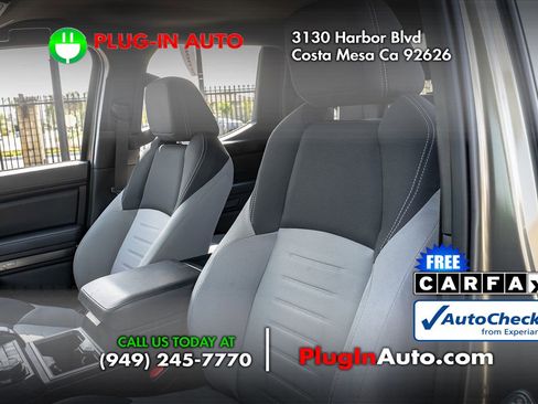 Used 2024 Toyota Tacoma TRD Off-Road image 7