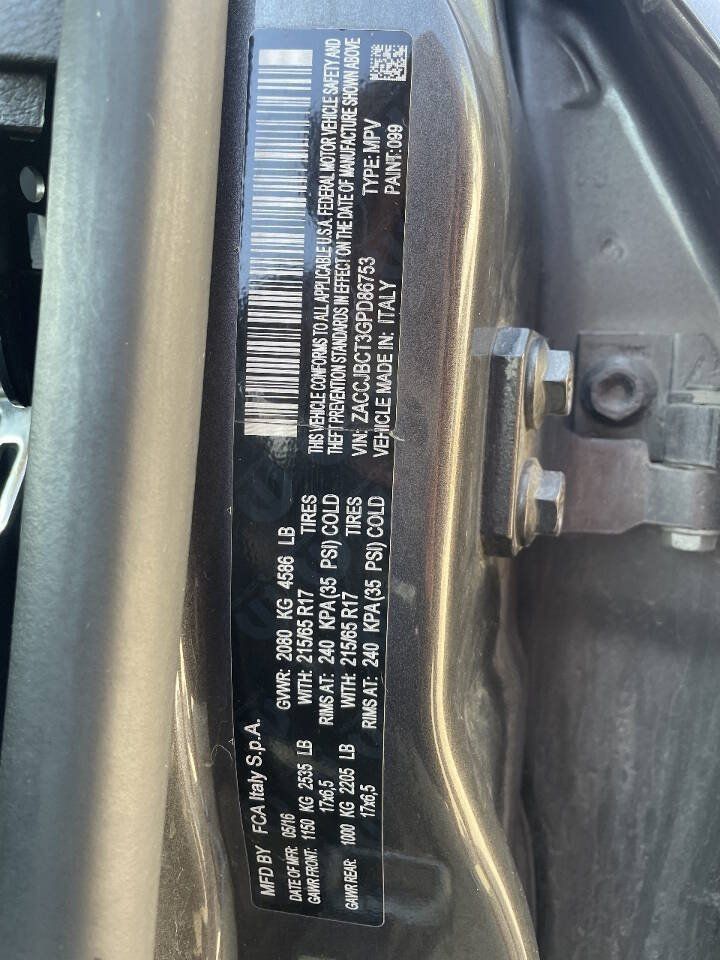 Used 2016 Jeep Renegade Trailhawk AWD/4WD image 29