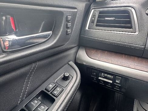 Used 2019 Subaru Outback 2.5i Limited image 17