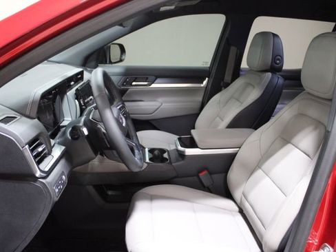 New 2026 GMC Terrain Elevation w/ Elevation Premium Package AWD/4WD image 18
