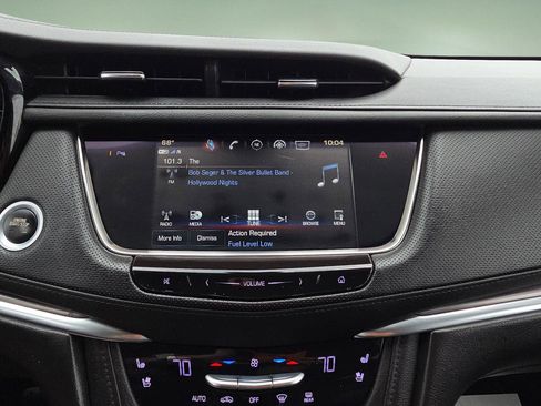 Used 2018 Cadillac XT5 Premium Luxury image 10