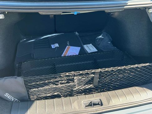New 2026 Nissan Sentra SR w/ Floor Mat Package FWD image 31