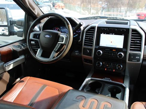 Used 2018 Ford F350 King Ranch w/ Chrome Package image 15