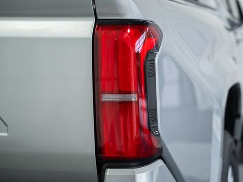 New 2026 Toyota Tacoma SR5 AWD/4WD image 7