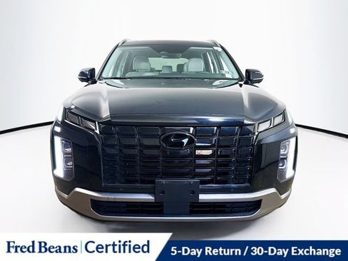 Used 2023 Hyundai Palisade SEL AWD/4WD image 2