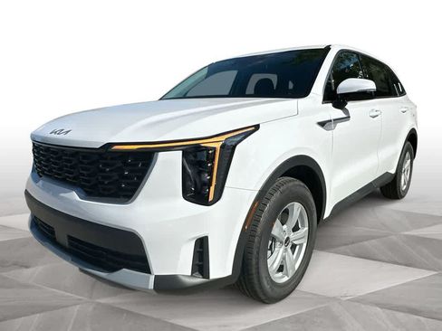 Certified 2026 Kia Sorento LX FWD image 4