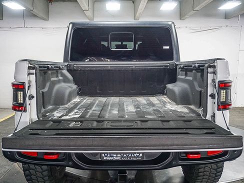 Used 2020 Jeep Gladiator Rubicon AWD/4WD image 26