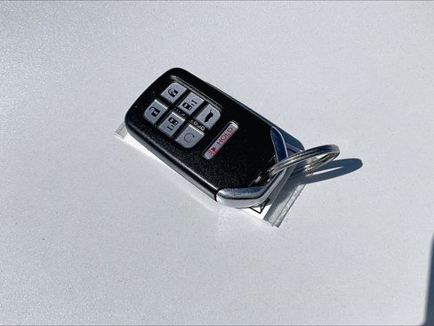 Used 2020 Honda Odyssey EX-L image 37