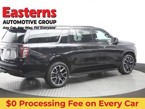 Used 2022 Chevrolet Suburban RST w/ Luxury Package AWD/4WD image 45