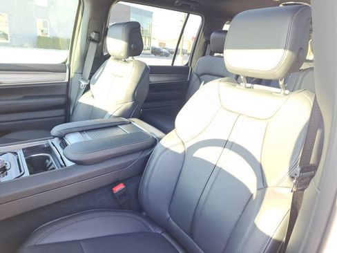New 2026 Jeep Grand Wagoneer Limited w/ Premium Group II AWD/4WD image 5