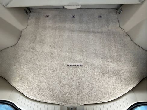 Used 2011 Toyota Venza AWD image 24