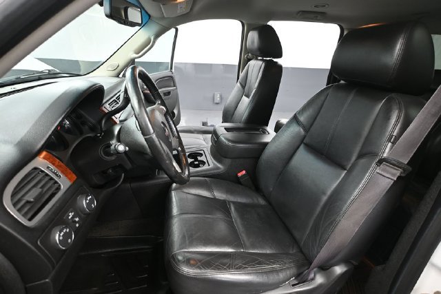 Used 2013 GMC Yukon XL SLT AWD/4WD image 17