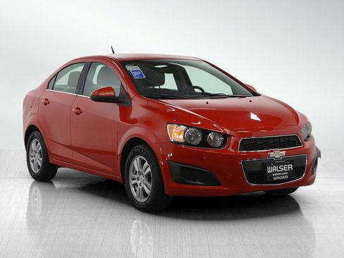 Used 2012 Chevrolet Sonic LT image 7