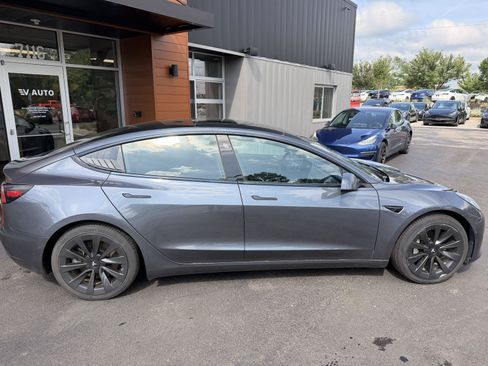 Used 2021 Tesla Model 3 Long Range AWD/4WD image 9