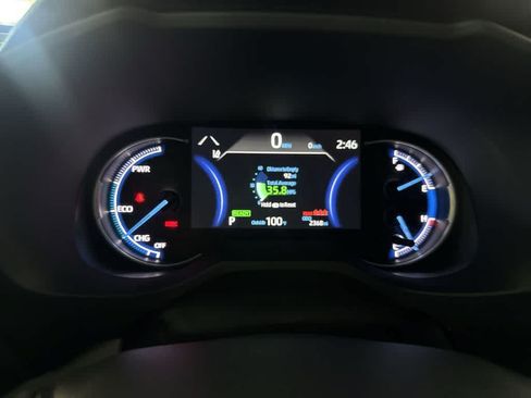 Used 2025 Toyota RAV4 LE AWD/4WD image 15
