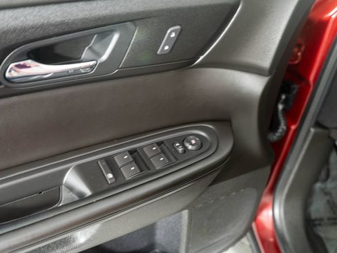 Used 2015 GMC Acadia SLE AWD/4WD image 23
