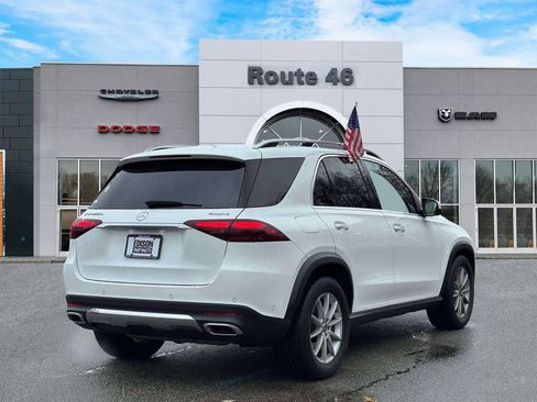 Used 2024 Mercedes-Benz GLE 450e 4MATIC image 5