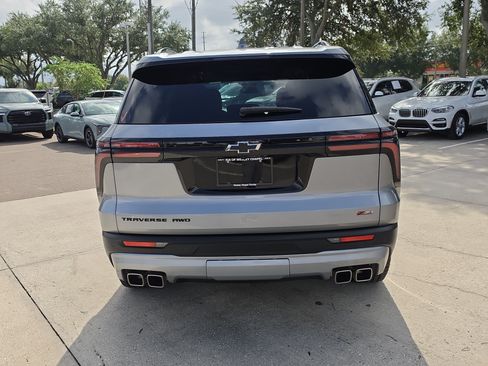 Used 2024 Chevrolet Traverse Z71 w/ LPO, Floor Liner Package AWD/4WD image 7