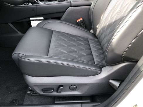 New 2026 Nissan Rogue Platinum w/ Platinum Premium Package image 23